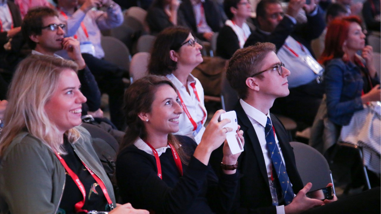 Apply or nominate now for an ERS Early Career Member Award 2025  - preview image
