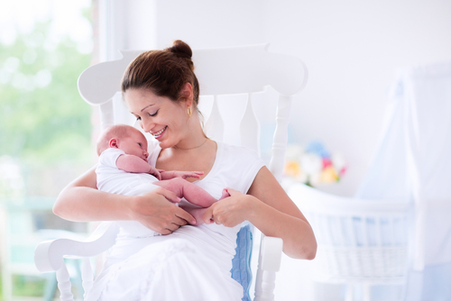 Breastfeeding may protect against bronchiolitis in first two years of life - preview image