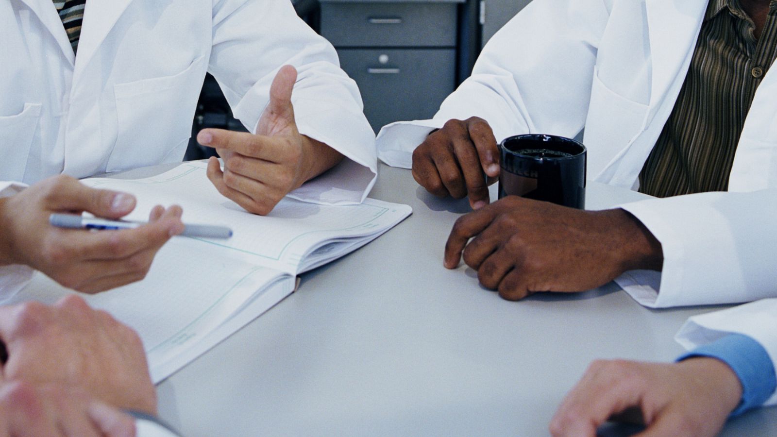 ERS partnered project RESPIRE-EXCEL receives prestigious award for training new respiratory scientists - preview image